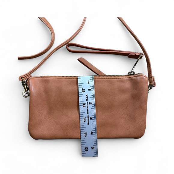 A New Day Brown Leather Crossbody Bag - Women’s Purse with detachable straps - Picture 4 of 14